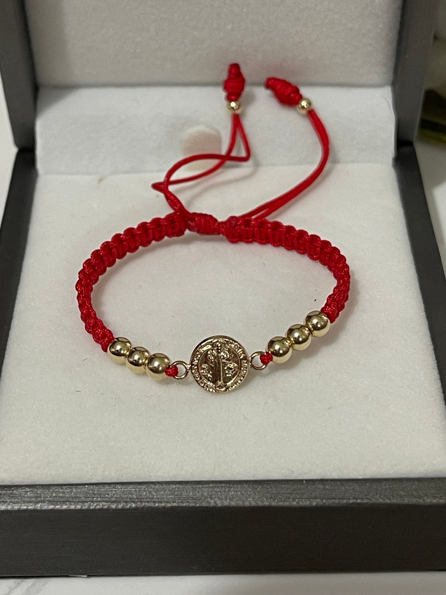 Pulsera de bebe san Benito